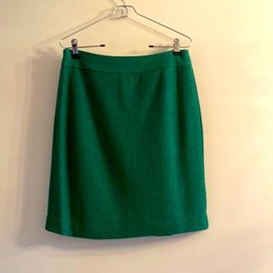 BR WOOL/Rayon green skirt